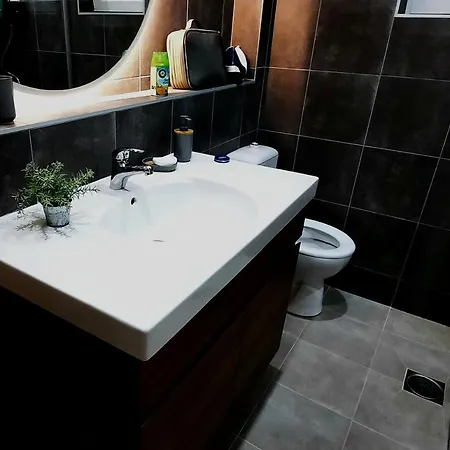 Lala Lux & Parking Free Apartment