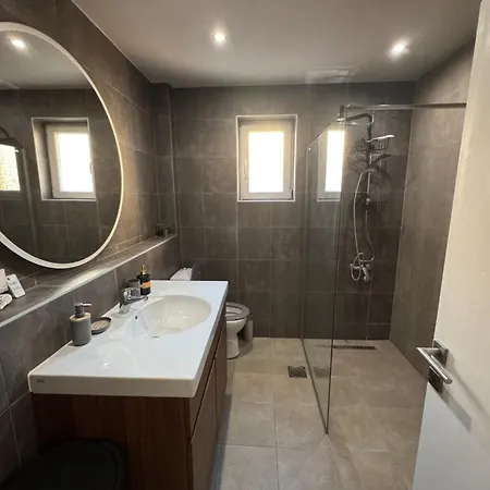 Lala Lux & Parking Free *