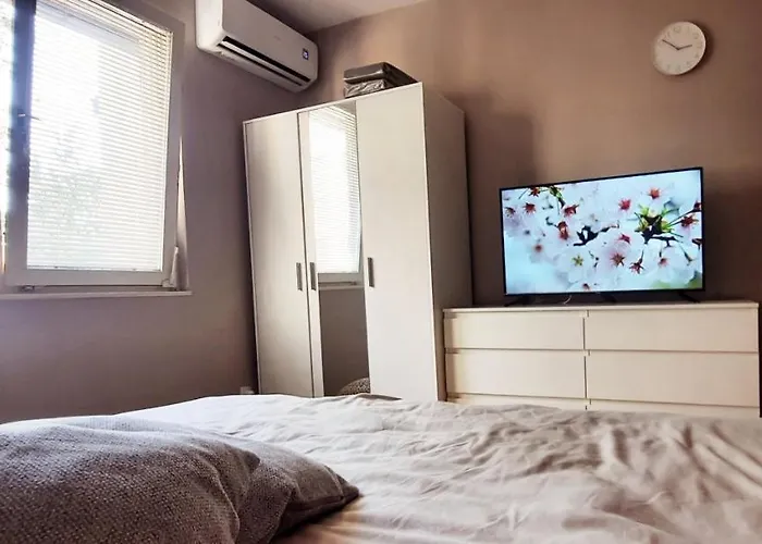 Lala Lux & Parking Free سوكو بانيا