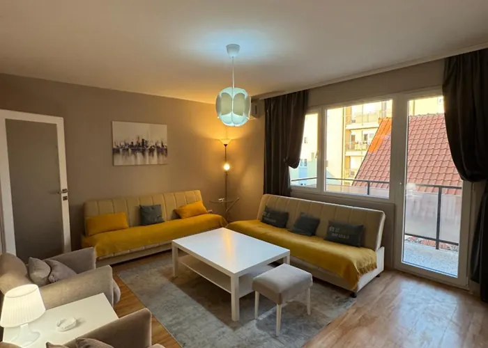 Lala Lux & Parking Free شقة سوكو بانيا